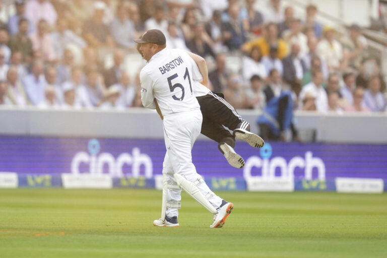 Top Reasons to Get Your Online Cricket ID from Mahadev Book Online